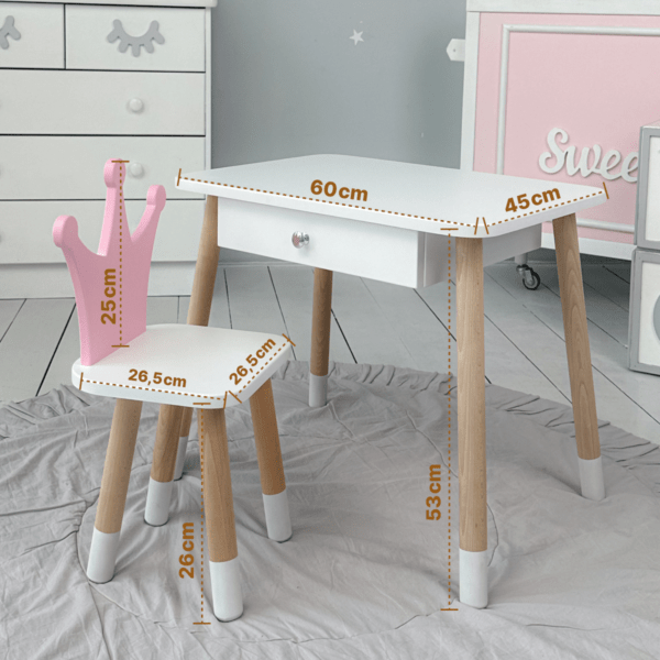 Ein weißer rechteckiger Tisch zum Essen, Lernen und Spielen und ein weißer Kinderstuhl in Teddybärform – Bild 4