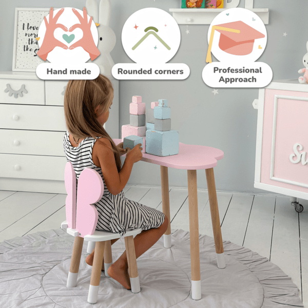 Kindertisch in Form einer Wolke und rosa Stuhl in Form eines Schmetterlings mit weißer Sitzfläche – Bild 2