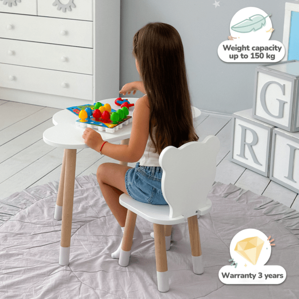 Kindertisch in Wolkenform und weißer Stuhl in Bärenform – Bild 6