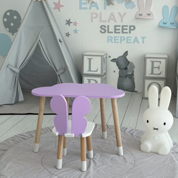 Kindertisch in Wolkenform und Stuhl in Schmetterlingsform, lila mit weißem Sitz – Bild 6