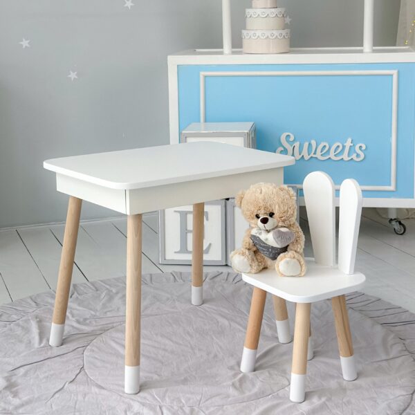 Weißer Kindertisch mit klappbarer Tischplatte und weißem Stühlchen in Form eines Häschens – Bild 9