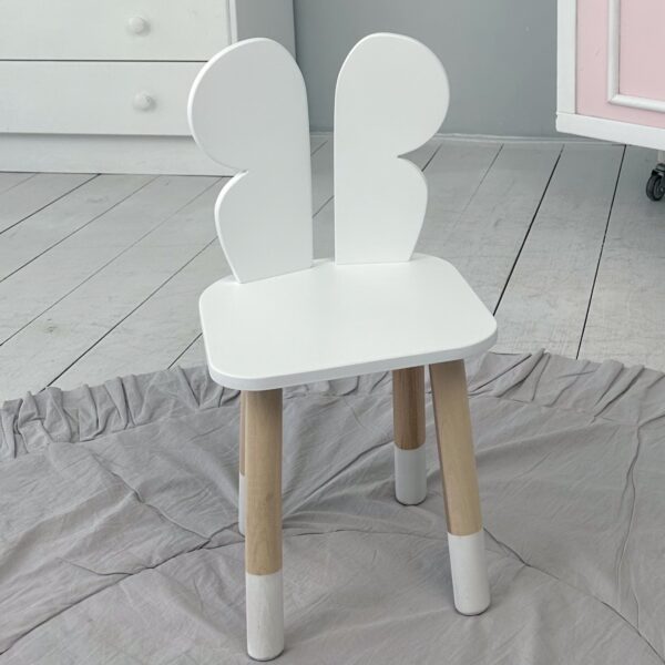 Kinderstuhl – Möbel fürs Kinderzimmer, Holzstuhl, Schreibtisch