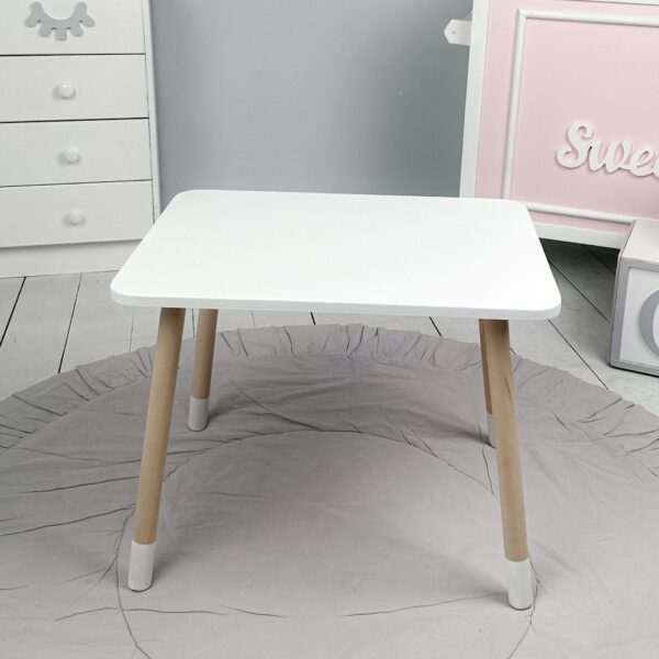 Kindertisch aus Holz – Schreibtisch und Möbel für das Kinderzimmer, ideal als Geschenk – Bild 3