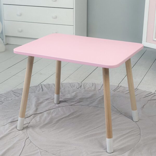 Kindertisch aus Holz – pädagogischer Schreibtisch für das Kinderzimmer