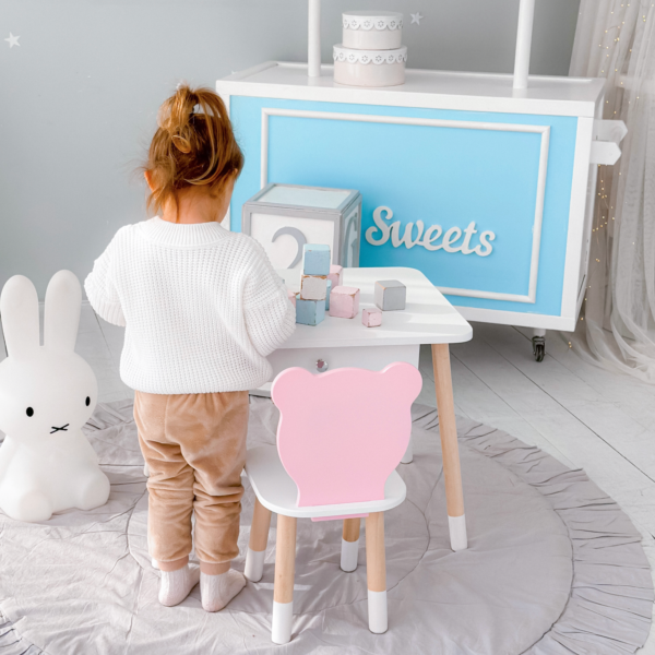 Weißer Kindertisch mit Schublade und Stuhl in Form eines rosa Bären – Bild 4